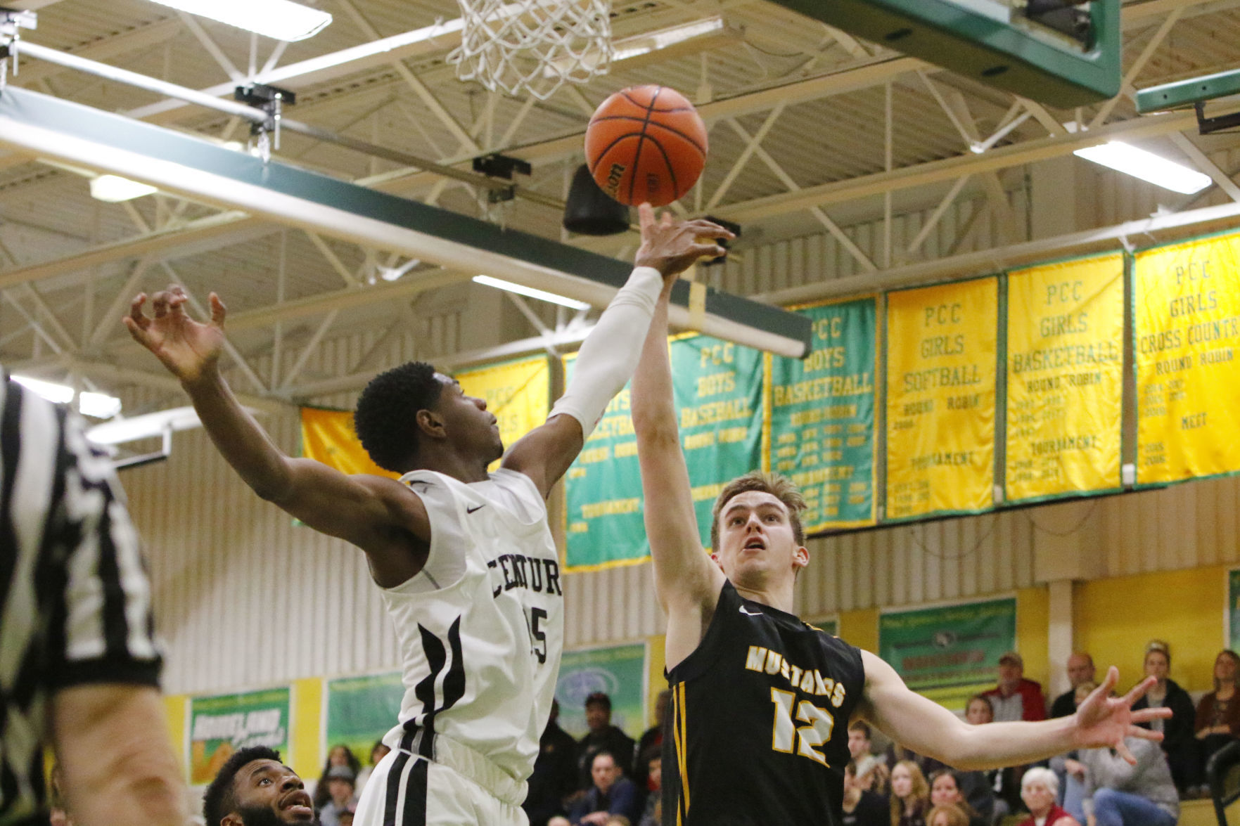 Boys basketball Class A sectional final - Kouts vs. 21st Century